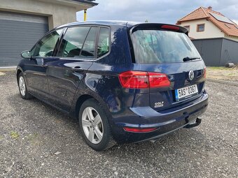 Volkswagen Golf - 4