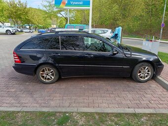 Mercedes-Benz C220 - 4