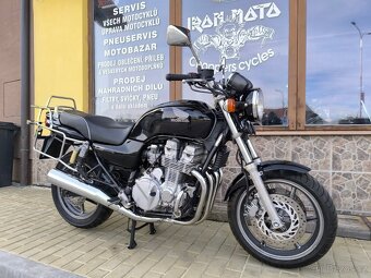 Honda CB 750 Seven Fifty - 4