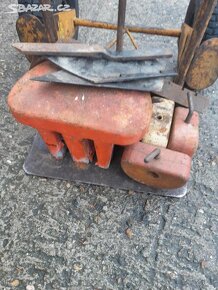 Prodám veškerá závaží k malotraktorům tera vari možno se záv - 4