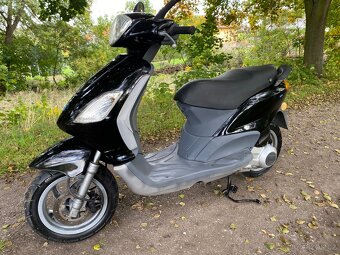 Piaggio Fly 125 - 4