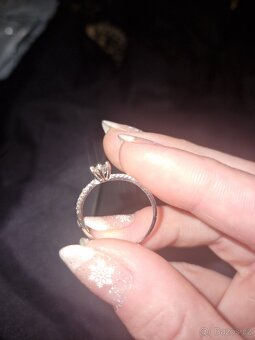 Stříbrný prsten s moissanitem - 4