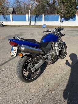 Honda hornet 600f - 4