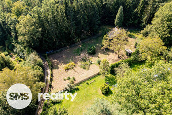 Soukromí u lesa, projekt v ceně – pozemek 1 600 m² v Hrusicí - 4