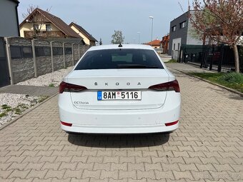 Škoda Octavia - 4