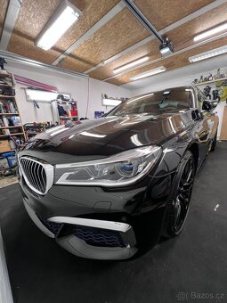 BMW 740i - 4