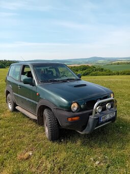 Terrano II 2.4i- benzín -LPG - 4