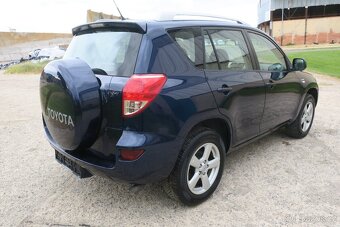 TOYOTA RAV4 2.2D4D, 100 kW, 1.MAJITEL, BEZ KOROZE - 4