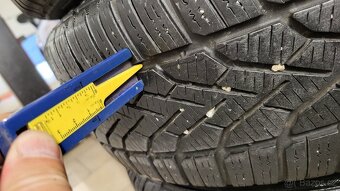 Zimní sada kol 4X98 s pneu 185/60R15 vzorek cca 6mm - 4