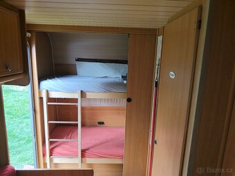 Karavan Dethleffs pro 5 osob+predstan - 4