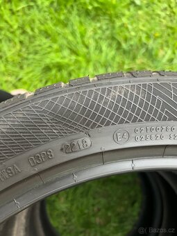 4x zimní pneu Continental 235/45 R20 V XL - 4