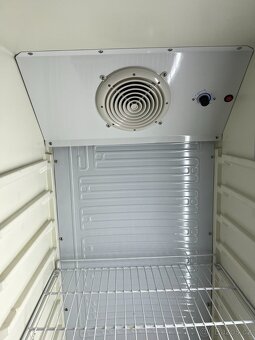 PROSKLENÁ LEDNICE HSC 360 GASTRO,CHLADNIČKA - 4