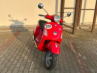 Vespa GTS 125 - 4