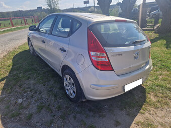 Hyundai i30 1.6 CRDi - 2009, ČR - 4