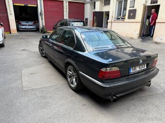 BMW e38 730i manual v8 prodám nebo vyměním - 4