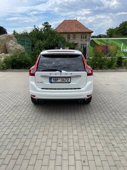 Volvo XC60, 2,4 D5  R-DESING 158kW - 4
