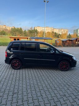 Volkswagen Touran 2.0 TDi FACELIFT MOŽNO NA SPLÁTKY - 4