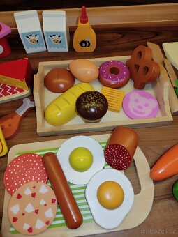 Dřevěné/plastové potraviny, nádobí, spotřebiče - 4