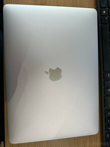 MacBook Pro 13” M2 2022 - 8GB RAM - 4