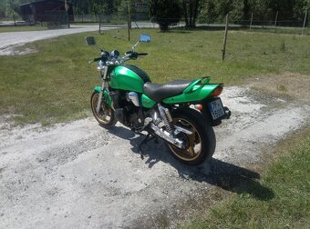 Suzuki gsx 750 Inazuma - 4
