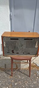 Staré radio Tesla - 4