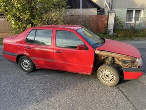 ND Volkswagen Vento 1.9 TD - 4