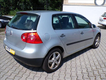 Volkswagen Golf 1,4 i Trend,klimatizace - 4