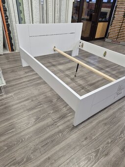 Postel Lorano Lamino - 4