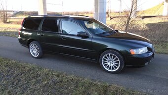 Volvo V70 2.5T AWD - 4