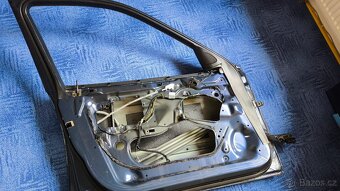 DVEŘE BMW E46 - 4