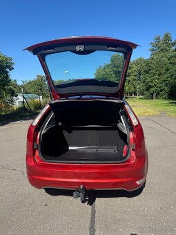 FORD FOCUS 1,8 16V - 4