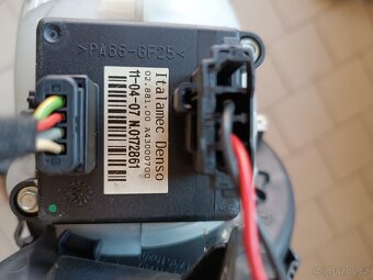 Citroen C4 Picasso motůrek topení - 4