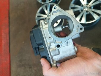 Nový EGR ventil Passat b6 - 4