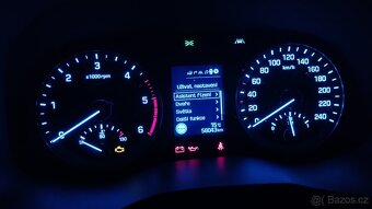 HYUNDAI TUCSON 1,7 CRDi 85kW První majitel Najeto 58 tis.km - 4