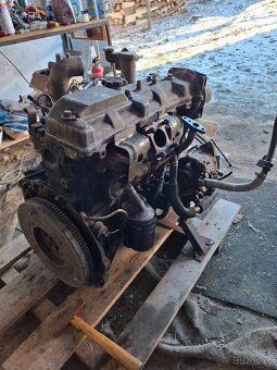 Toyota 2lt, 2.4td, díly - 4