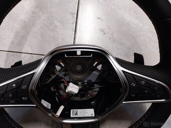 Volant Arkana techno - 4