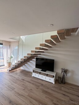 Konzolové schodiště - schody - 4