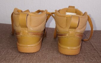 Celoroční boty Nike vel. 27,5 - 4
