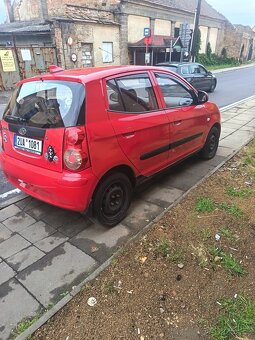 Kia Picanto rok 2010 - 4
