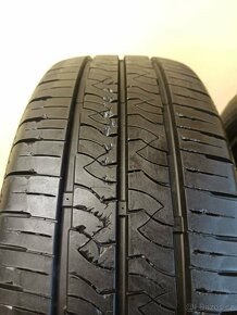 Kumho 235/55 R18 104H 7,5-8mm - 4