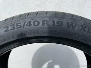 Sada nových letních pneu.235/40 R19 - 4