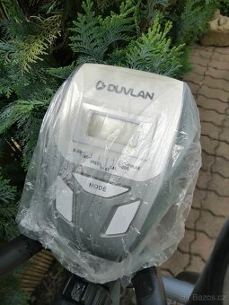 Poškozený Orbitrek. Prasklá oje šlapátka. - 4