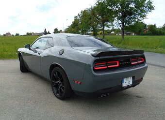 Dodge Challenger SXT 2018 (V6) - 4