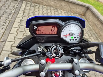 Yamaha FZ 8 N - SUPER STAV - ABS, AKRAPOVIČ 99.000,- Kč - 4