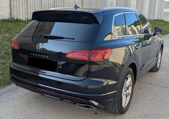 Volkswagen Touareg 3.0TDi R-line 4Motion TipTronic 2023 - 4