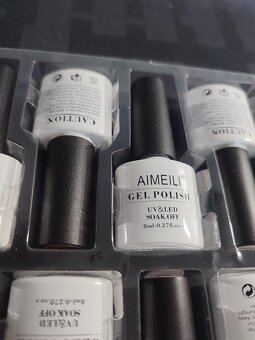 Sada 12 ks laků na nehty pro UV lampy (odstíny 202-213) - 4