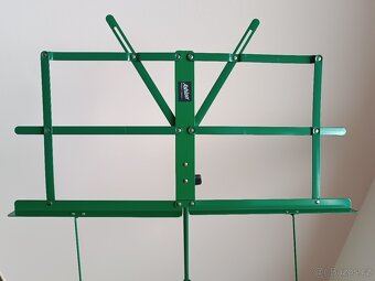 Skládací notový stojan Ashton MS 3127 - GR (tmavě zelený) - 4