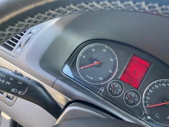 Vw touran - 4