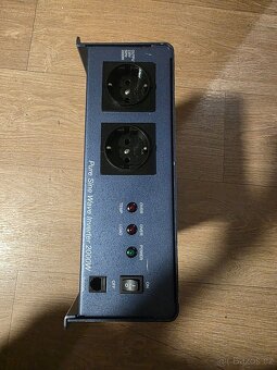 Měnič s čistě sinusovým proudem 2200 W 12 V s proudovým chrá - 4