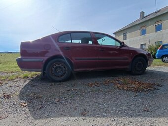 Škoda Octavia 1,6 benzín, 5 dv. - 4